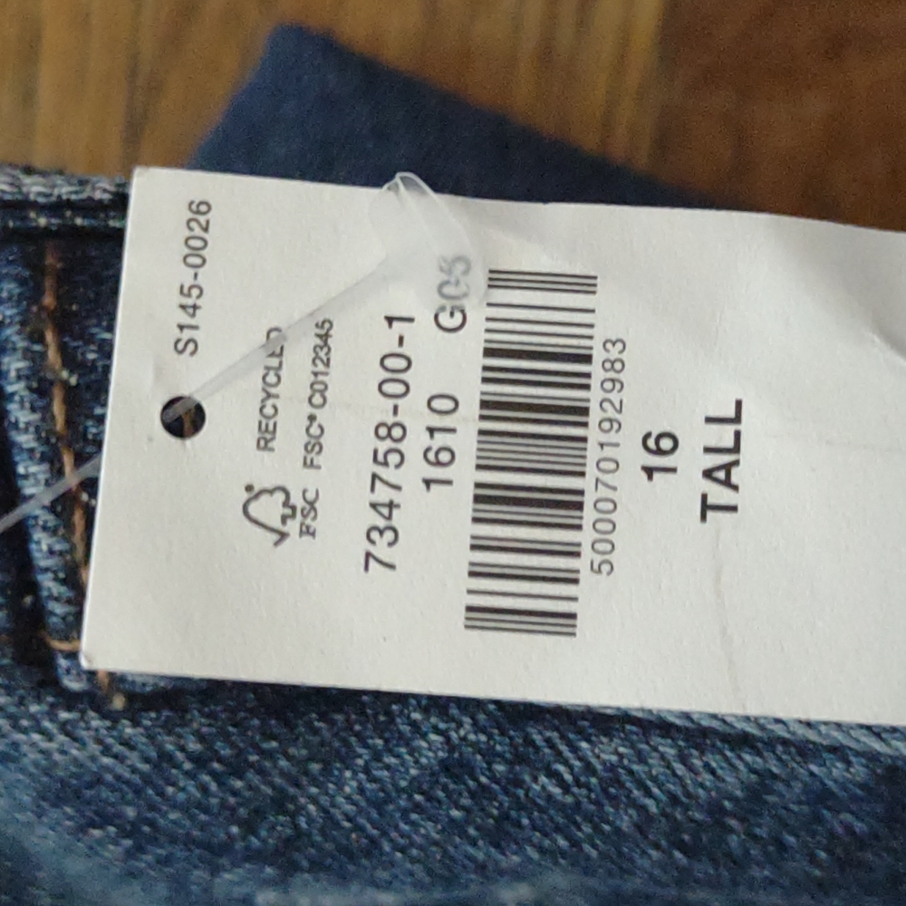 Jeans - Picture 3 of 4